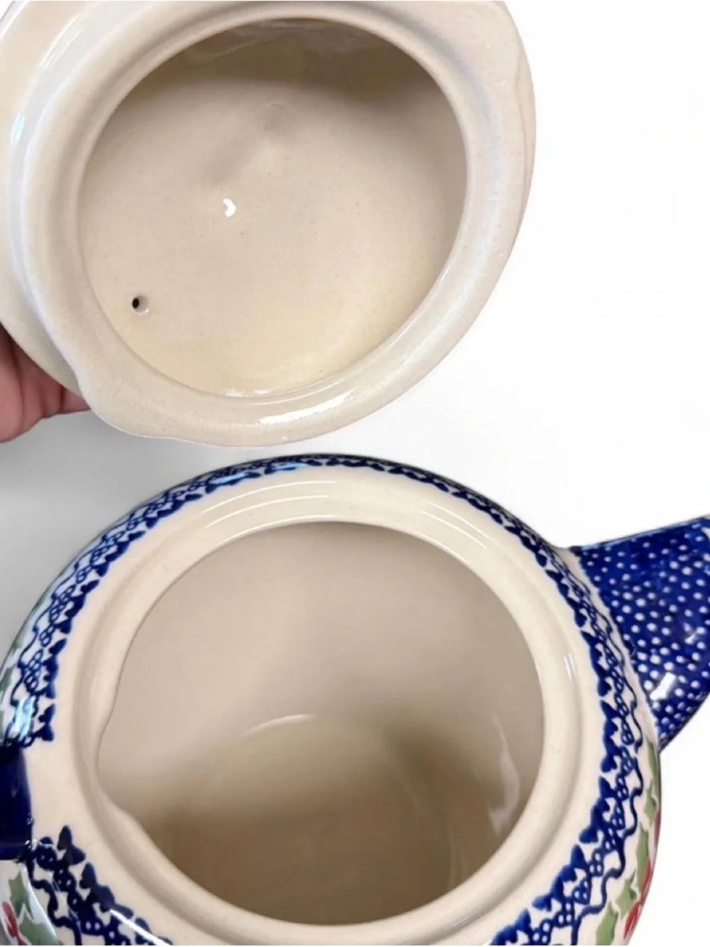 Polish Pottery Christmas Teapot - Manufaktura Bolesławiec